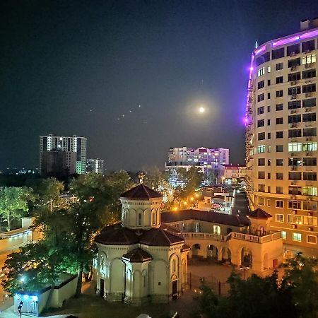Квартира На 10-Й Фонтана Apartment Odesa Exterior photo